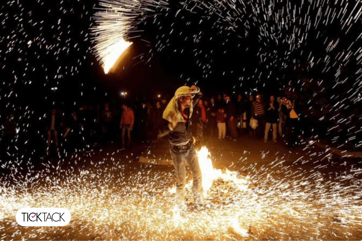 چهارشنبه سوری ۱۴۰۴ کی است | تیک تاک گالری