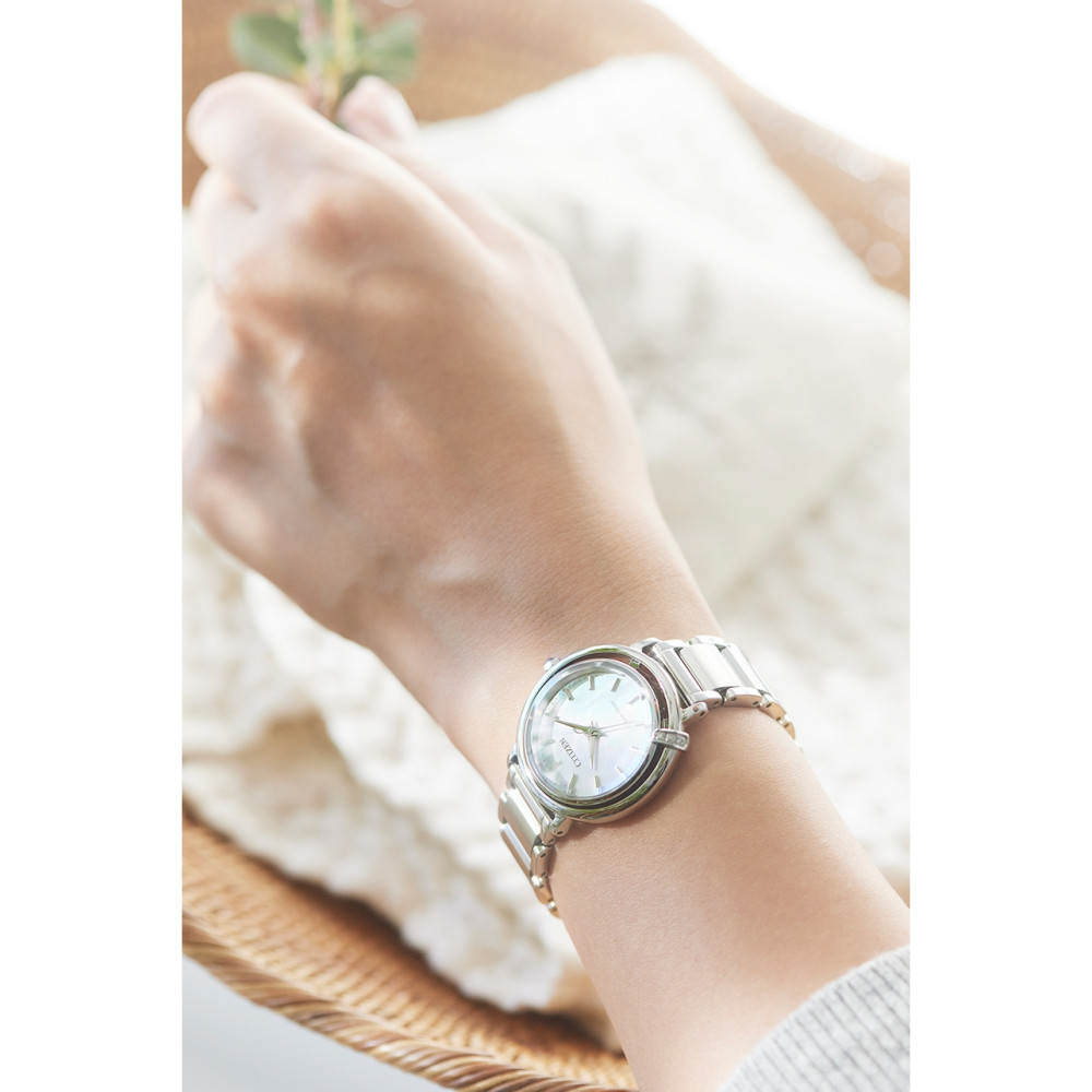 ساعت مچی زنانه اصل | برند سیتیزن | مدل EM1090-60D