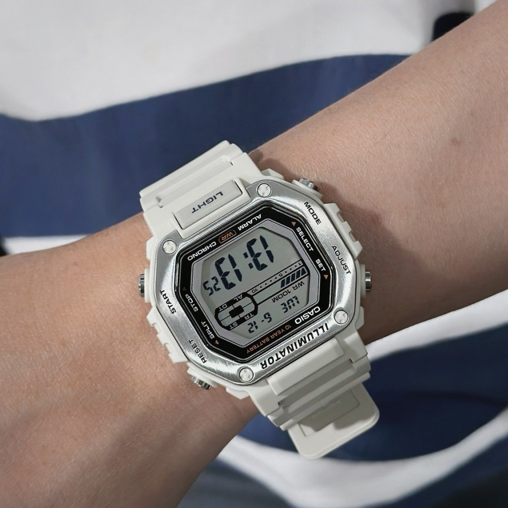 ساعت مچی مردانه اصل | برند کاسیو | مدل MWD-110H-8AVDF