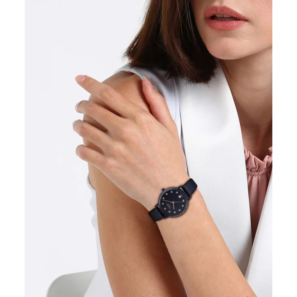 ساعت مچی زنانه اصل | برند کاسیو | مدل SHE-4056BL-1AUDF