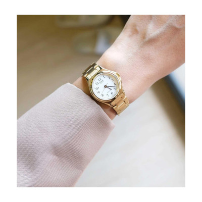 ساعت مچی زنانه اصل | برند کاسیو | مدل LTP-1130N-7BRDF